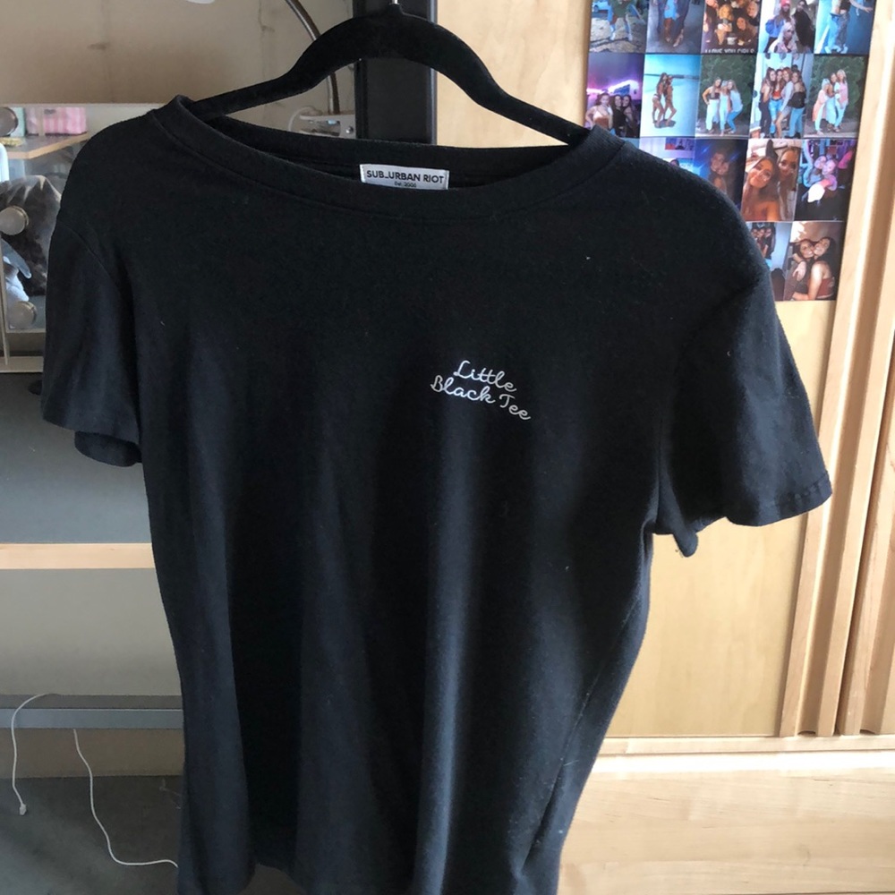 cute ‘little black tee’ tee